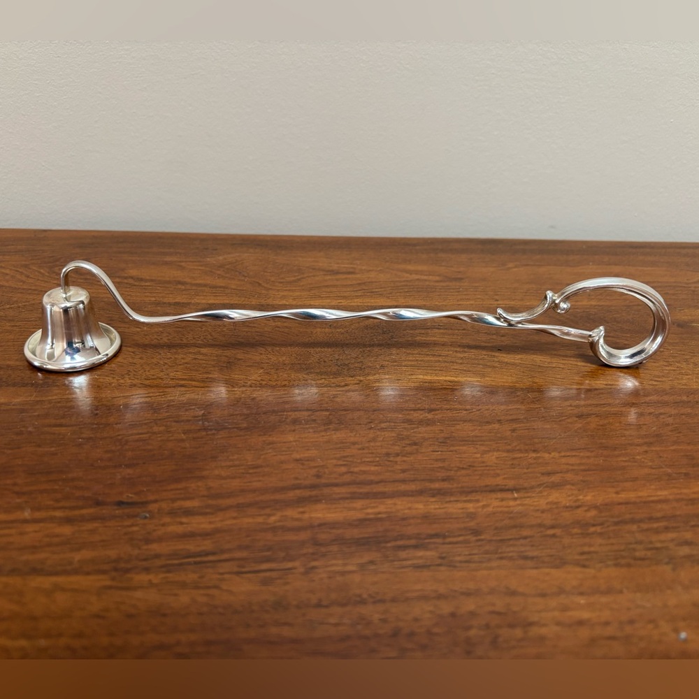 New Morton Parker Marlboro Plate Candle Snuffer